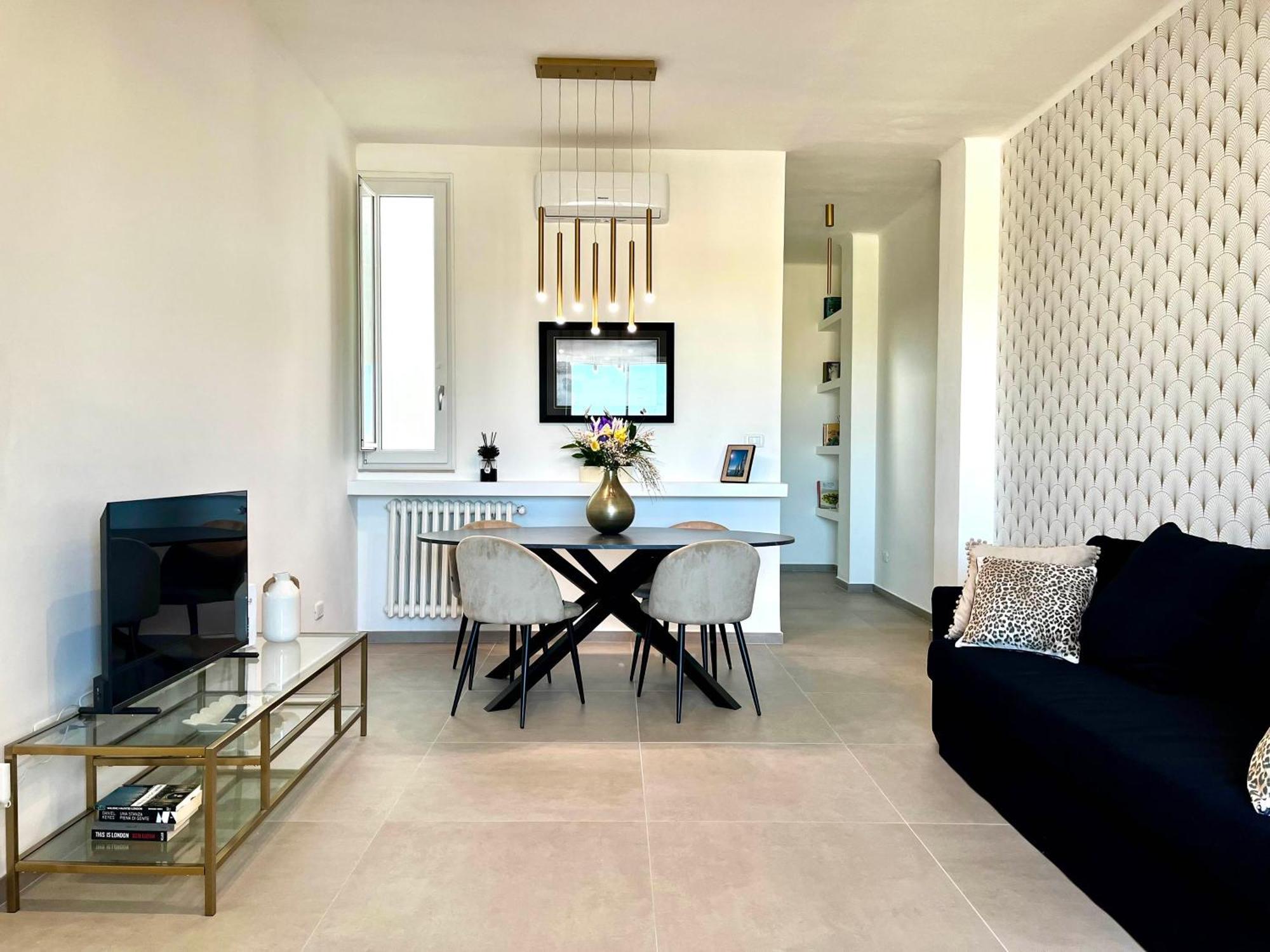 Via Dante Luxury Home Бари Екстериор снимка