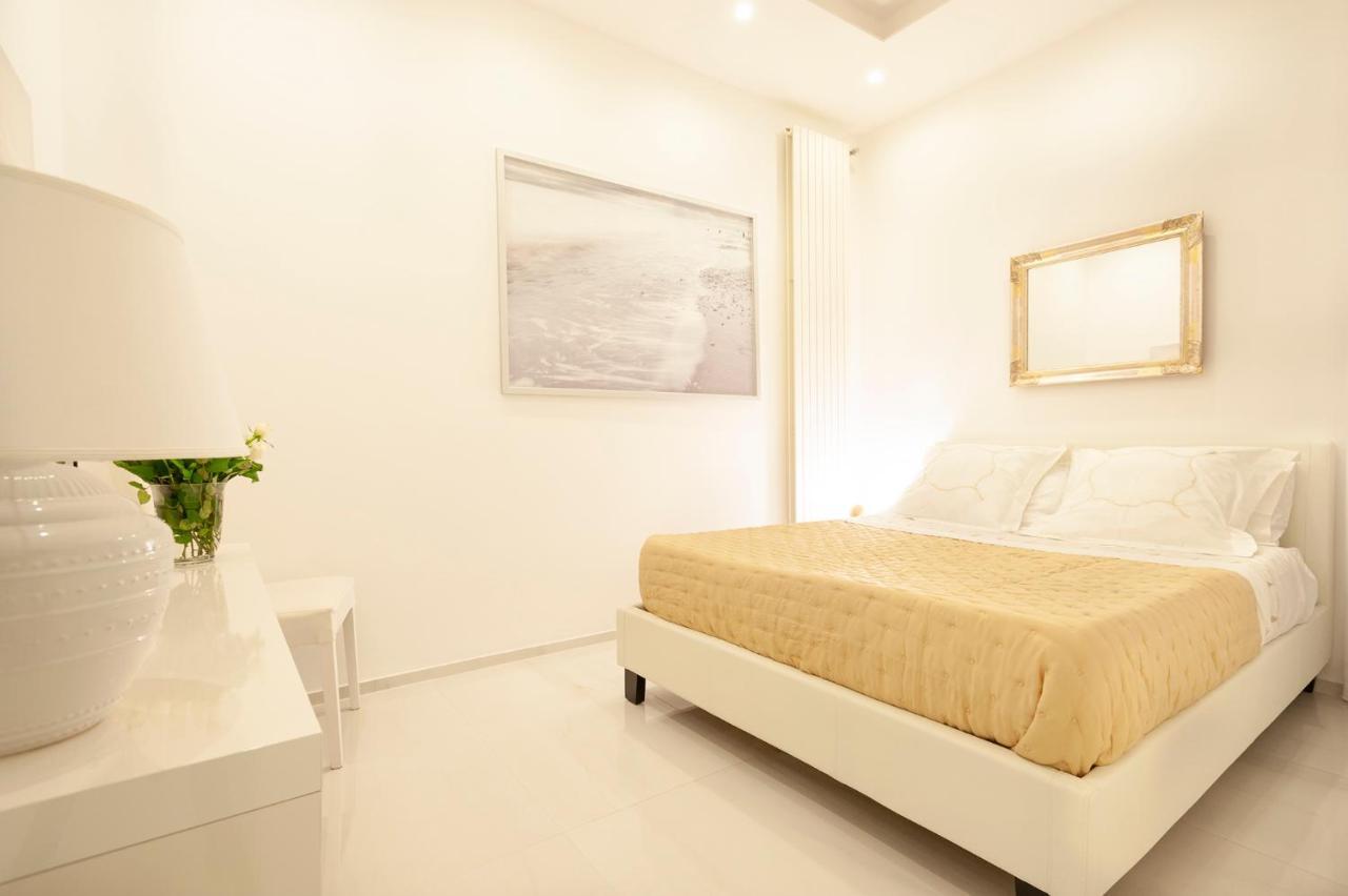 Via Dante Luxury Home Бари Екстериор снимка